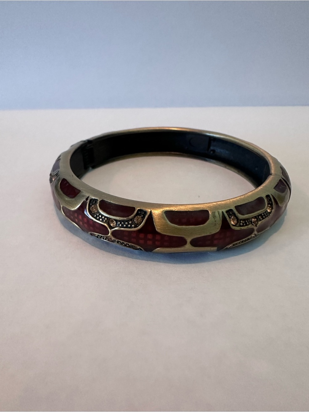 2 Coldwater Creek maroon and green with Goldtone Bracelets - Picture 8 of 13